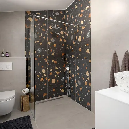 Vila Paris *