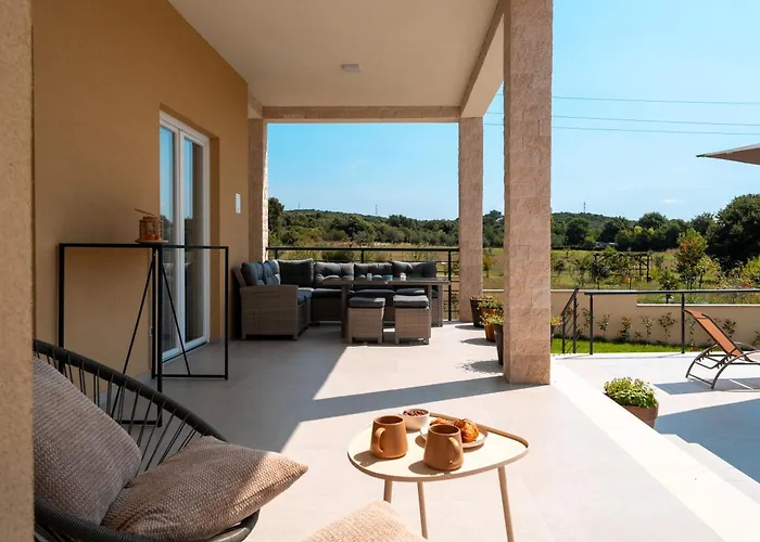 Paris Villa Vrsar
